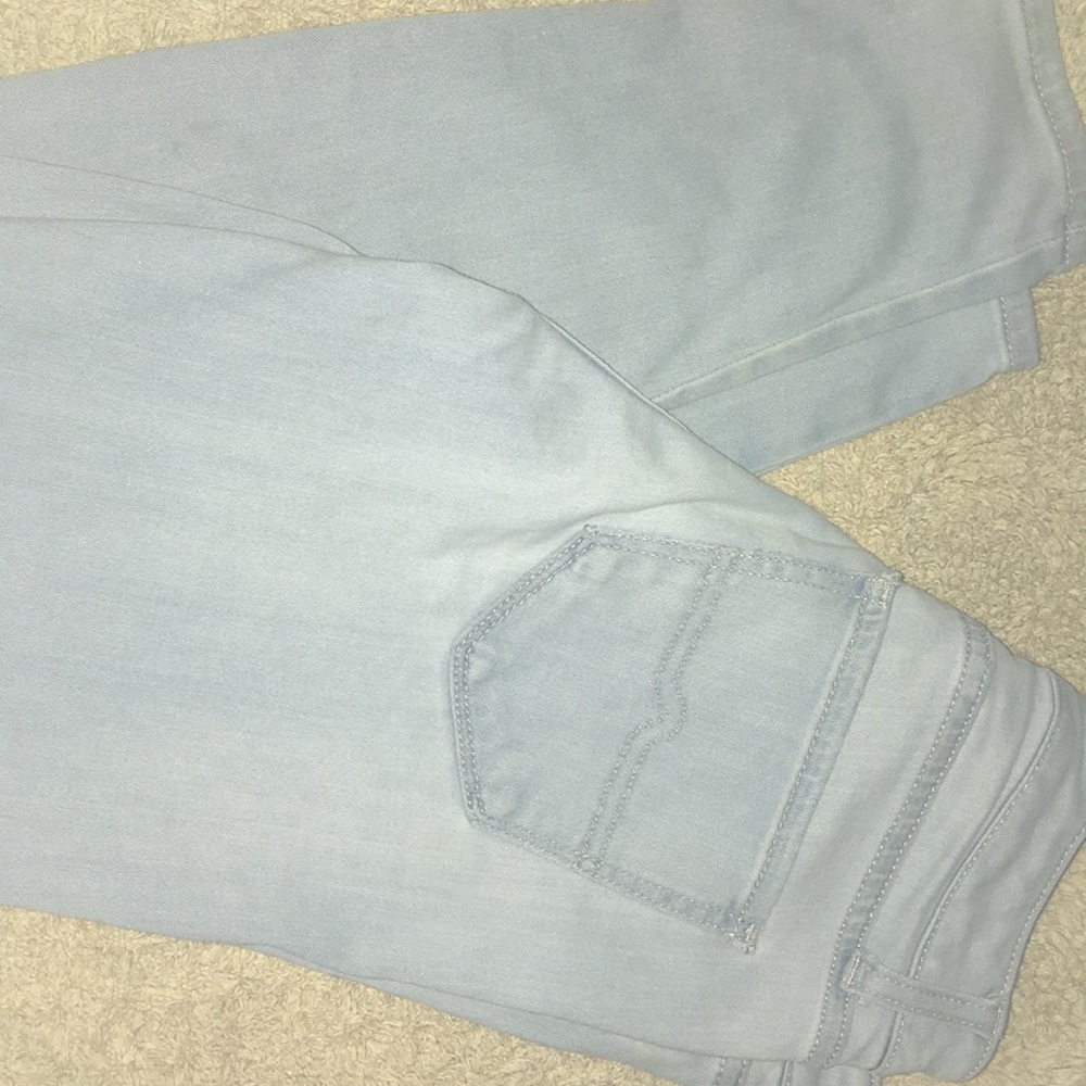 Light washed jeans